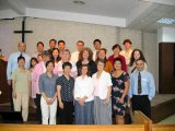 賛美者全員の記念撮影（台北地区のOMF宣教師と台湾人同労者）